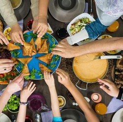 7 Hal yang Bikin Karyawan Gaji UMR Makin Boncos di Ramadhan