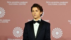 Video: Tom Holland Akan Bintangi Film Terbaru Christopher Nolan