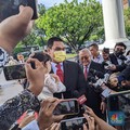 Sambil Gendong Anak, Dito Ariotedjo Tiba di Istana Presiden
