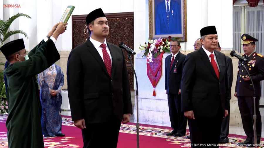 Presiden Jokowi Lantik Menpora dan Kepala BNPT, Istana Negara, 3 April 2023. (Tangkapan Layar Youtube Sekretariat Presiden)