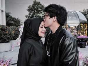 Penampakan Kado Senilai Rp 1,1 M dari Aurel untuk Atta Halilintar