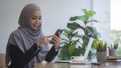 Hukum Ngaji Lewat YouTube, Lebih Afdal Mana dengan Tatap Muka?