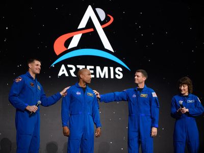 Astronaut NASA Bertaruh Nyawa Pergi ke Bulan, Ternyata Tidak Digaji