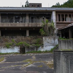 Resesi Seks di Jepang Makin Ngeri, Ribuan Sekolahan Ditutup!