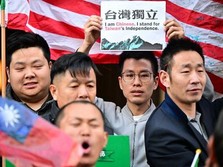Dilema Taiwan: Terjebak 'Cinta Segitiga' dengan AS & China
