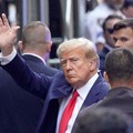 Donald Trump Bak Jatuh Ketimpa Tangga, Sah Didakwa Kasus Lagi
