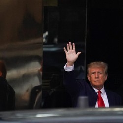 Mengapa Donald Trump Ditahan, Skandal & Wanita Penyebabnya?