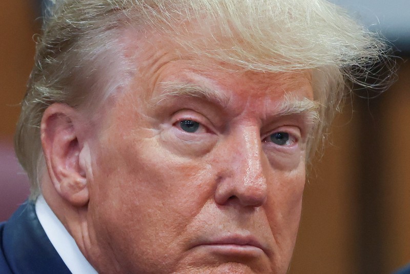 USA-TRUMP/ Former U.S. President Donald Trump's motorcade waits at the Manhattan Criminal Courthouse on the day of Trump's court appearance after his indictment by a Manhattan grand jury following a probe into hush money paid to porn star Stormy Daniels, in New York City, U.S., April 4, 2023. REUTERS/Bing Guan