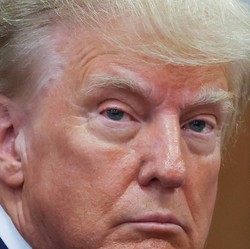 Skandal Baru Jerat Donald Trump, Apa Lagi?