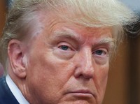 Trump Hadapi 7 Dakwaan Spionase, Terancam Penjara 100 Tahun