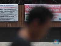 Banyak Pabrik Tutup & PHK Buruh, Ada Apa Industri Tekstil RI?
