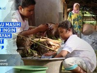 Via, Pejuang Kecil yang Rawat Ayah tidak Berdaya Karena Sakit