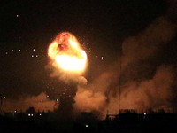 Mencekam, Ini Potret Serangan Roket Israel ke Jalur Gaza