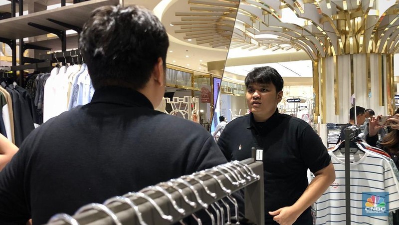 Metro Late Night Shopping di Metro Cibubur. (CNBC Indonesia/Rindi Salsabilla)