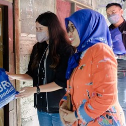 BRI Group Bagikan Sembako Hingga & Mudik Bareng Gratis