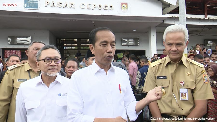 Keterangan Pers Presiden Jokowi Saat Kunjungi Pasar Cepogo, Boyolali, (10/4/2024). (Tangkapan Layar Youtube Sekretariat Presiden)