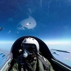 Asia Memanas! China Kirim Armada Jet Tempur Terbesar 'Kepung' Taiwan