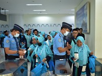 Bandara Kertajati 'Diserang' Jemaah Umrah, Ini Penampakannya