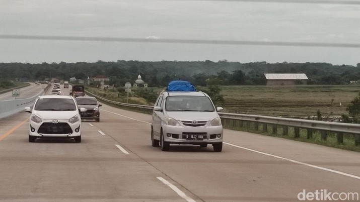 Mudik Pakai Mobil Sewaan, Benarkah Lebih Irit dan Untung?