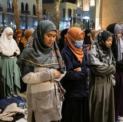 Studi Terbaru: Populasi Muslim Tumbuh Paling Pesat di Dunia