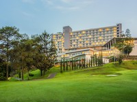 Resort Keren Ini Ada di Bandung, Intip Fasilitasnya!