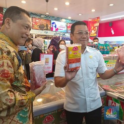 Buwas Promosi Daging Kerbau Bulog: Halal & Gak Keras