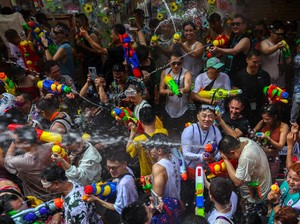 Pemerintah Thailand Klaim Songkran Festival Paling Meriah Sedunia, Setuju?