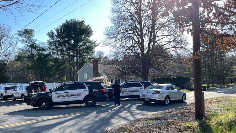 FBI agents arrest Jack Teixeira, an employee of the U.S. Air Force National Guard, in connection with an investigation into the leaks online of classified U.S. documents, outside a residence in this still image taken from video in North Dighton, Massachusetts, U.S., April 13, 2023. WCVB-TV via ABC via REUTERS. ATTENTION EDITORS - NO SALES NO ARCHIVES THIS IMAGE HAS BEEN SUPPLIED BY A THIRD PARTY MANDATORY CREDIT