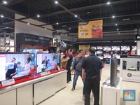 Gokil! TV LED Didiskon Nyaris Rp 2 Juta di Transmart Full Day
