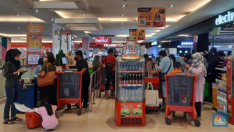 Program Transmart Full Day Sale, Sabtu (15/4/2023) pukul 10.00 hingga 24.00 waktu setempat di 92 gerai Transmart seluruh Indonesia. (CNBC Indonesia/Firda Dwi Muliawati)