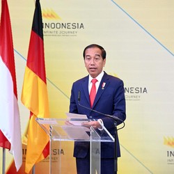 Jokowi Belum Teken Aturan Baru Dolar Eksportir, Ada Keraguan?