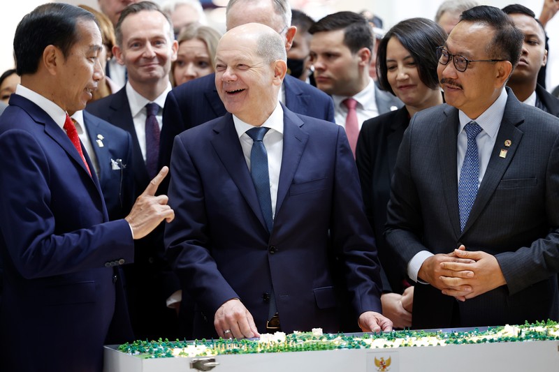 Joko Widodo, Presiden Indonesia, berbicara pada pembukaan pameran industri Hannover Messe. Negara mitra pameran tahun ini adalah Indonesia. Pameran industri terbesar di dunia akan berlangsung dari 17 hingga 21 April 2023. Joko Widodo, Presiden Indonesia, berbicara pada pembukaan pameran industri Hannover Messe. Negara mitra pameran tahun ini adalah Indonesia. Pameran industri terbesar di dunia akan berlangsung dari 17 hingga 21 April 2023. (Julian Stratenschulte/picture alliance via Getty Images)