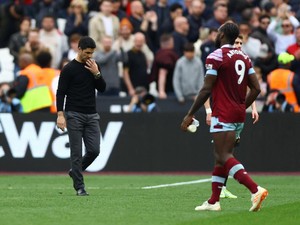 West Ham Vs Arsenal: Meriam London Enggan Arogan