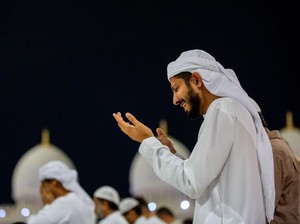 Bacaan Maulid Simtudduror Lengkap Arab, Latin dan Artinya
