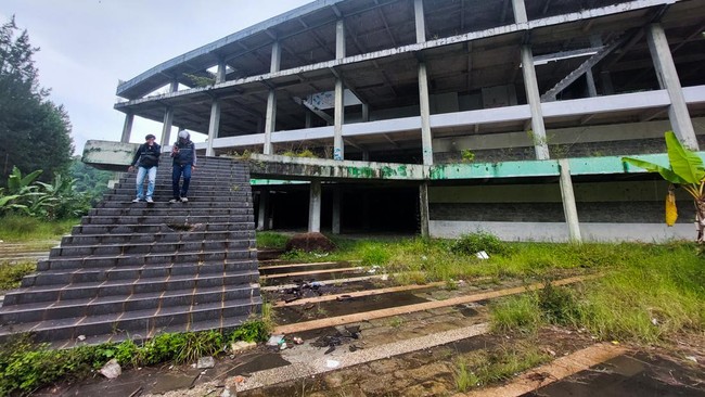 6 Tempat Wisata Legendaris yang Dulu Viral Kini Sepi Bak Kuburan