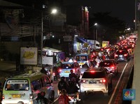 Penampakan Terkini Pemudik Motor Padati Jalan Raya Kalimalang