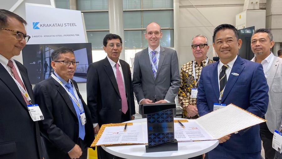 PT Krakatau Steel (Persero) Tbk (KRAS) melalui anak usahanya PT Krakatau Bandar Samudera (PT KBS) melaksanakan penandatanganan Memorandum of Understanding (MoU) dengan PT Melchers Melindo Indonesia dan Hamburg Port Consulting GmBH dalam pameran teknologi industri dan manufaktur Hannover Messe 2023.