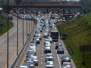Awas Macet! Ini Jalur Favorit Pengendara saat Libur Nataru