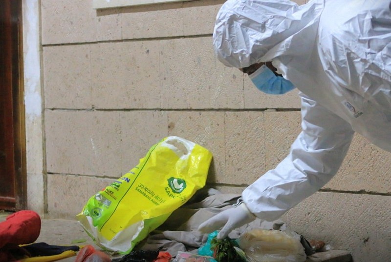 Acara bagi-bagi bantuan Lebaran di distrik Bab al-Yaman, Yaman, berujung maut. Sebanyak 85 orang meninggal dan 322 orang terluka akibat berdesak-desakan. (via REUTERS/HOUTHI MEDIA CENTER)