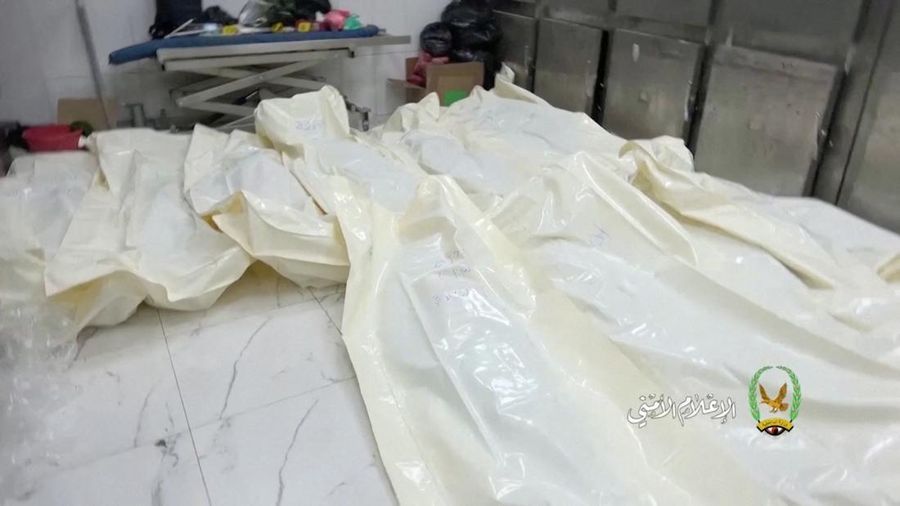 Acara bagi-bagi bantuan Lebaran di distrik Bab al-Yaman, Yaman, berujung maut. Sebanyak 85 orang meninggal dan 322 orang terluka akibat berdesak-desakan. (via REUTERS/HOUTHI MEDIA CENTER)
