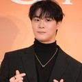 Sisi Gelap Dunia Hiburan Korea, 11 Artis Ini Bunuh Diri