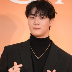 Sisi Gelap Dunia Hiburan Korea, 11 Artis Ini Bunuh Diri