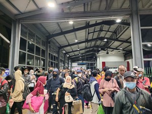 32 Ribu Orang Naik KA di Stasiun Rangkasbitung Selama Arus Mudik Lebaran