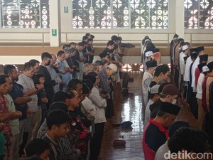 Jadwal Sholat Bandung dan Sekitarnya, Senin 16 September 2024