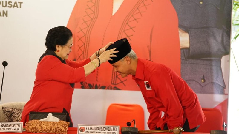 Megawati didampingi Jokowi umumkan Ganjar jadi capres PDIP (dok Istimewa)