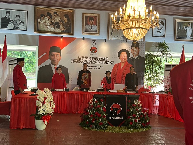 Megawati didampingi Jokowi umumkan Ganjar jadi capres PDIP (dok Istimewa)