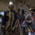 Bak Cerita Dongeng, Raja Terkaya RI Bagi-Bagi Duit Rp 20 Miliar