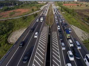 Info Lalin di Tol Cikampek Pagi Ini: One Way Km 70-263, Contraflow Km 47-70
