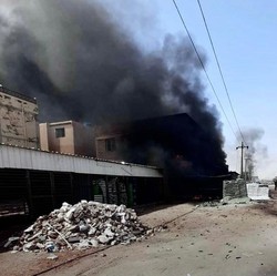 Perang Saudara Menggila, Pasar Sayur Dibombardir Roket-56 Tewas