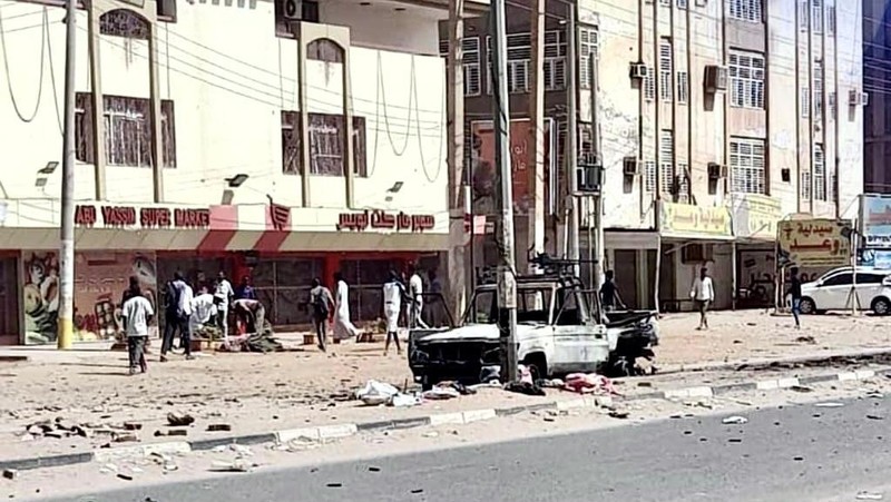 Pemerintah berusaha untuk mengevakuasi WNI di Sudan yang masih berlangsung konflik yang semakin mencekam. (Dok. Kemenlu RI)